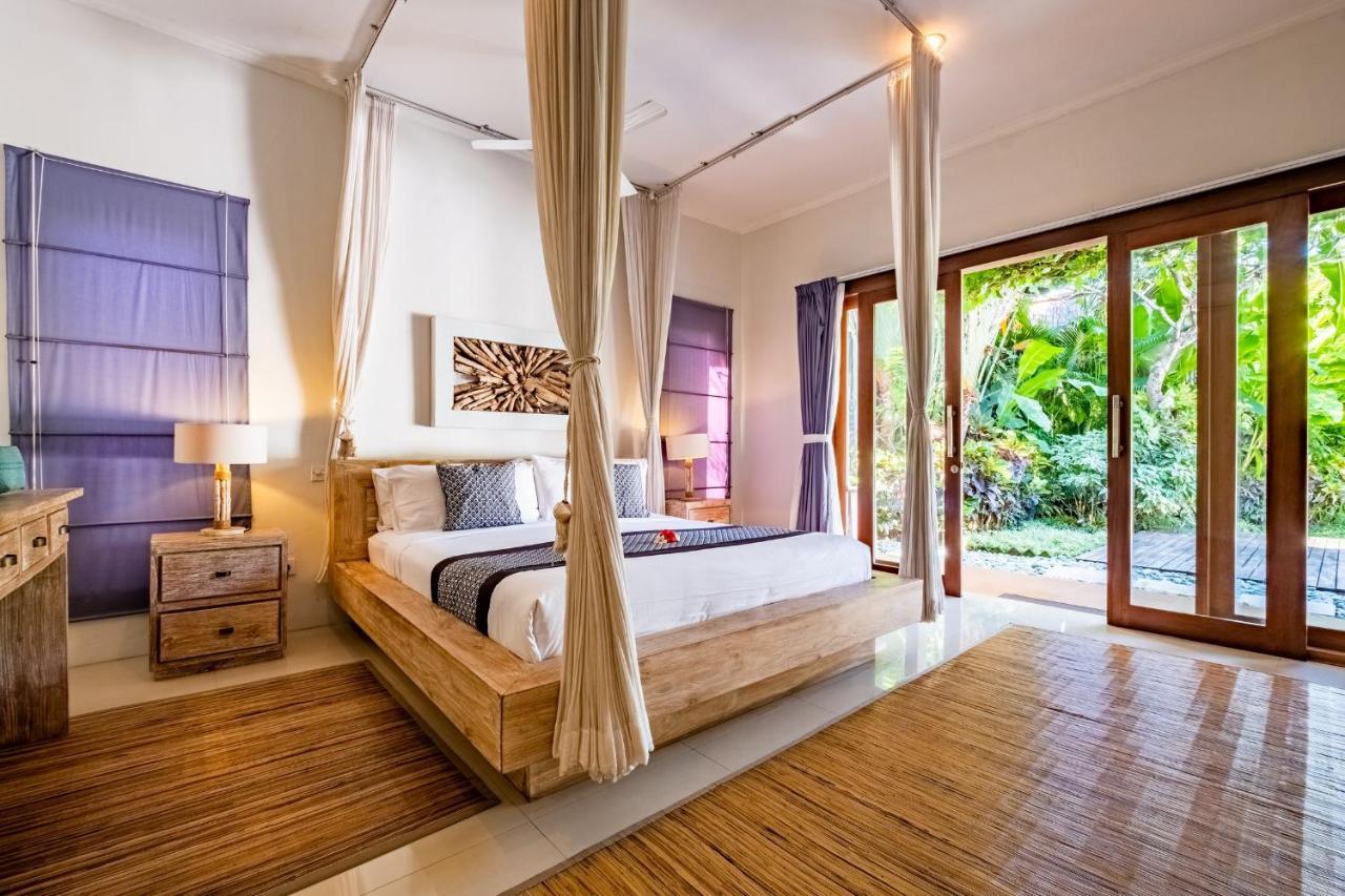 Central Seminyak Villa Martini Extérieur photo