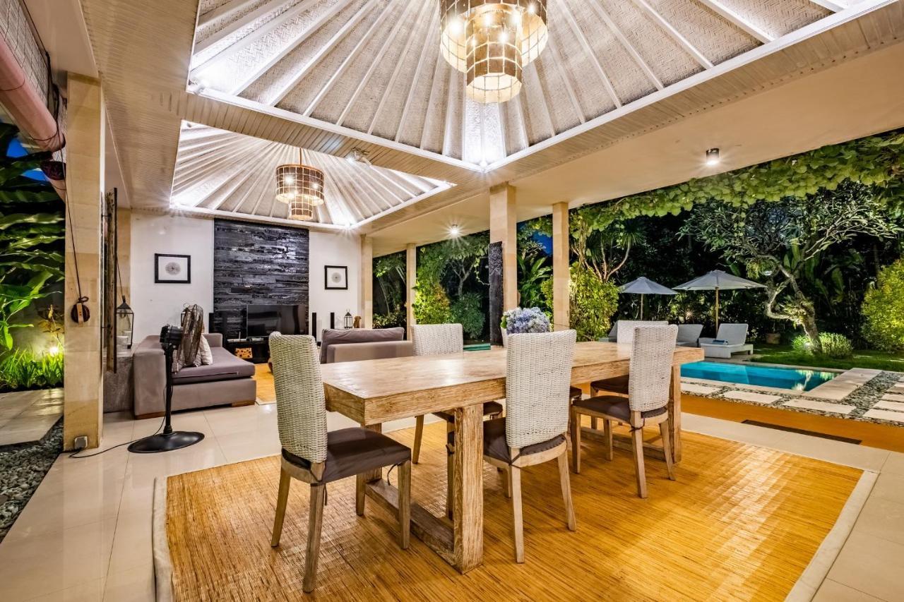 Central Seminyak Villa Martini Extérieur photo